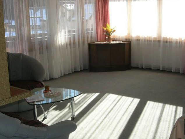 Haus Che D'Mot Lägenhet Samnaun Exteriör bild